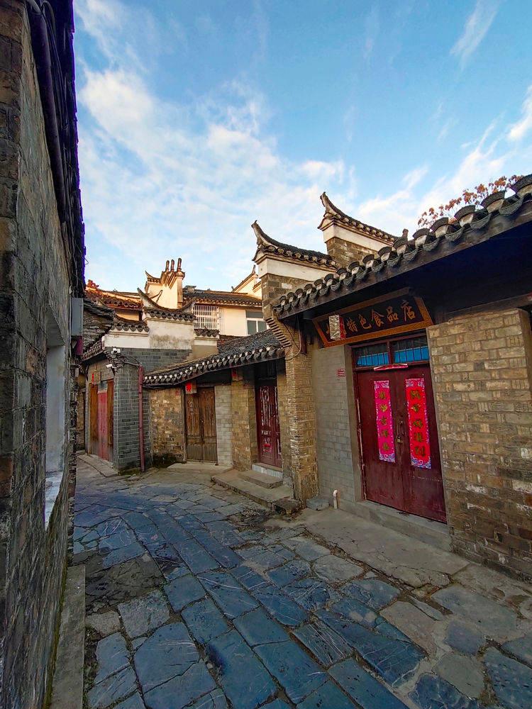 建立完善全社会参与的院前急救机制